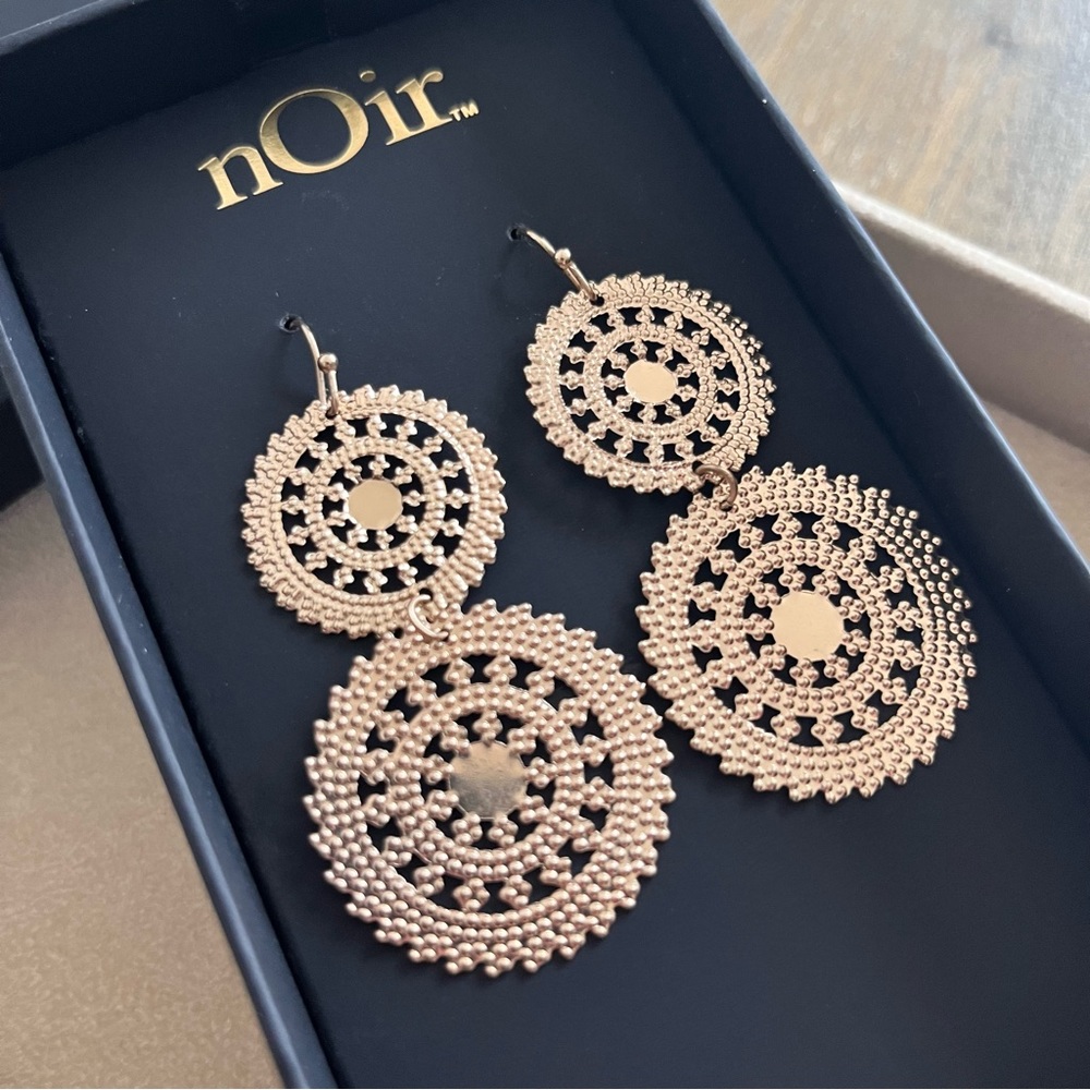 nOir Statement Earrings